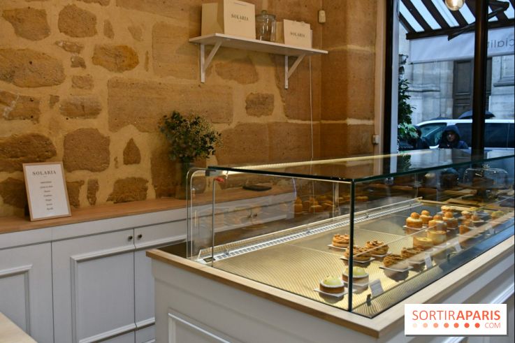 Solaria, un coffee-shop aux pâtisseries réconfortantes près du Louvre à Paris - Fotor