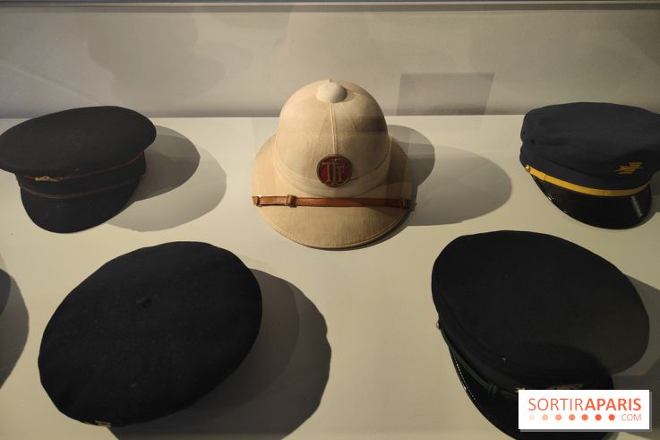 Sous toutes les coutures : une exposition sur le vêtement de travail au Musée Postal - fotor 1775670405123