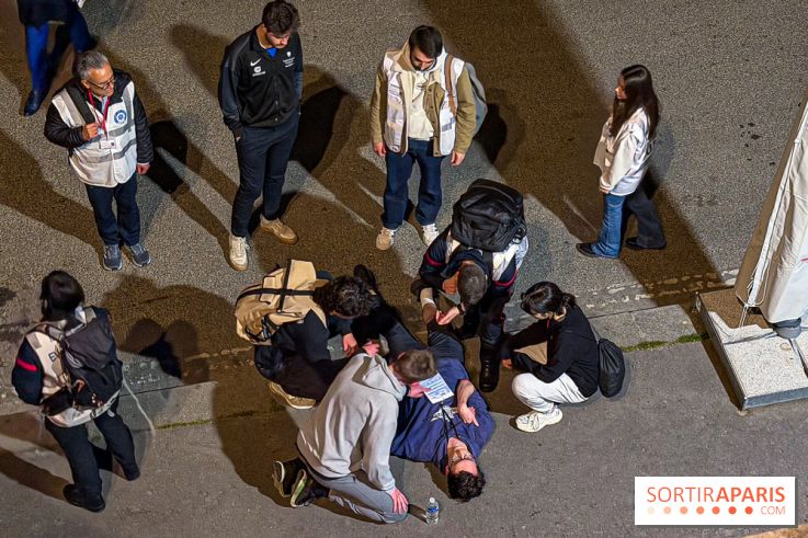 Simulation géante des pompiers de Paris sur les quais parisiens