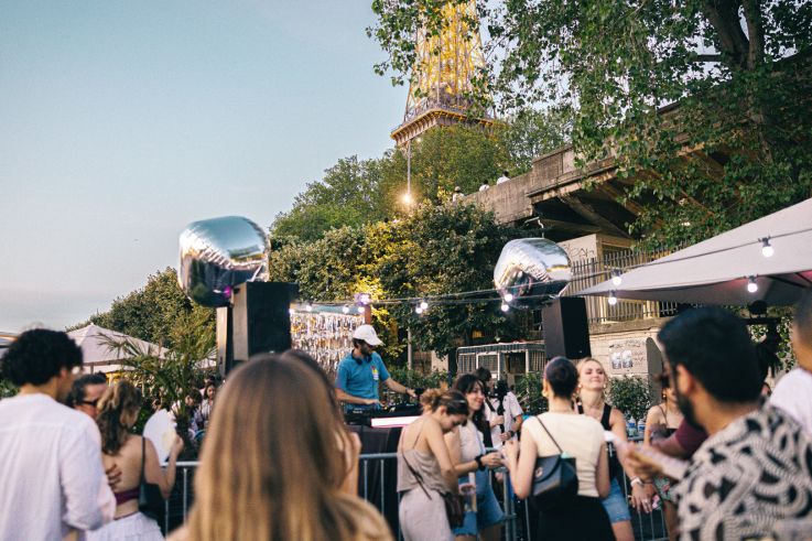 Noti Plage : le spot incontournable de l’été revient au pied de la Tour Eiffel