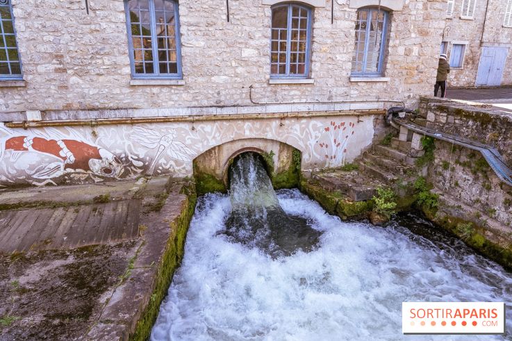 La terrasse du Moulin de Nemours, la guinguette estivale en bord de Loing 77