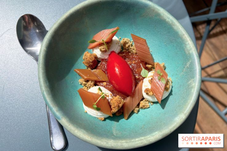 Rooster - Dessert rhubarbe, glace piquillos framboise