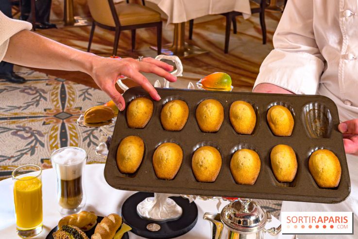 Tea Time de Cedric Grolet au Meurice : pâtisseries trompe l'œil et salé revisité