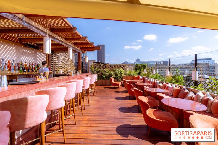 La terrasse en rooftop du Kinugawa à l'hôtel Sax Paris 7e