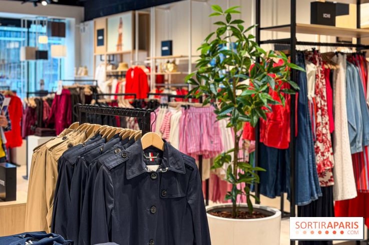 Valvert Croix Blanche : le complexe shopping-loisirs XXL en Essonne avec fontaine et parc à dinosaures