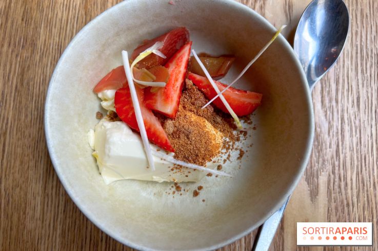 Chez Clo - Panna cotta asperge et fraises