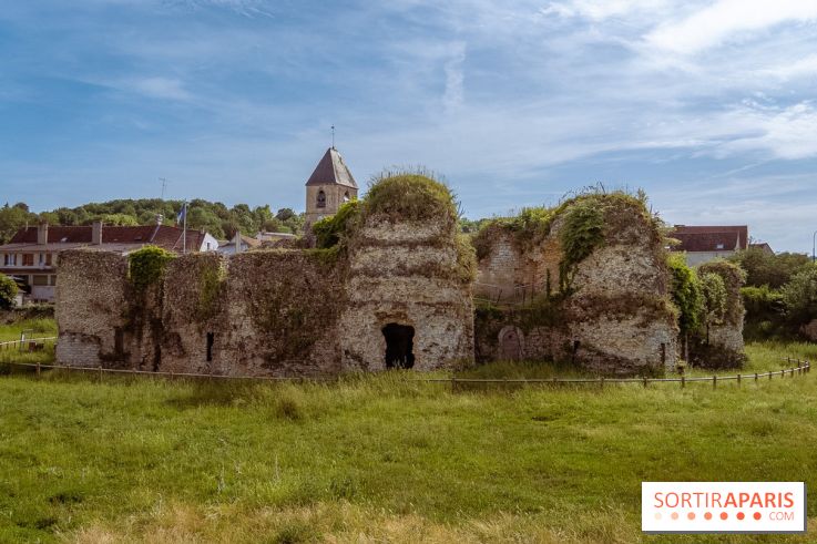 Le Château de Beynes dans les Yvelines près de Paris - photos