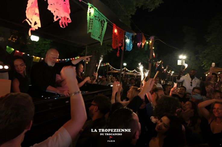 La Tropézienne du Trocadéro : soirée tous les jeudi à Paris - 706981932 1415434593721960 4219254199349898321 n