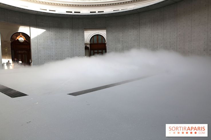 Fujiko Nakaya : nos photos de sa sculpture de brouillard à voir à la Bourse de Commerce