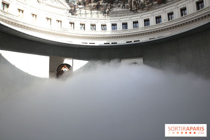 Fujiko Nakaya : nos photos de sa sculpture de brouillard à voir à la Bourse de Commerce