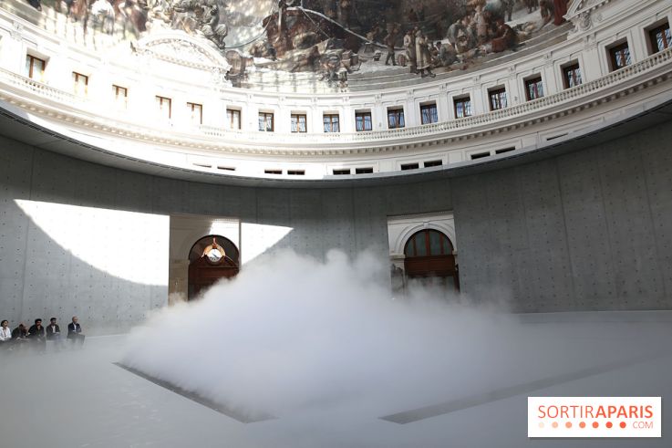 Fujiko Nakaya : nos photos de sa sculpture de brouillard à voir à la Bourse de Commerce