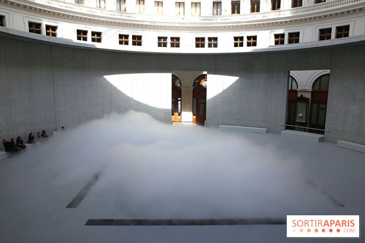 Fujiko Nakaya : nos photos de sa sculpture de brouillard à voir à la Bourse de Commerce