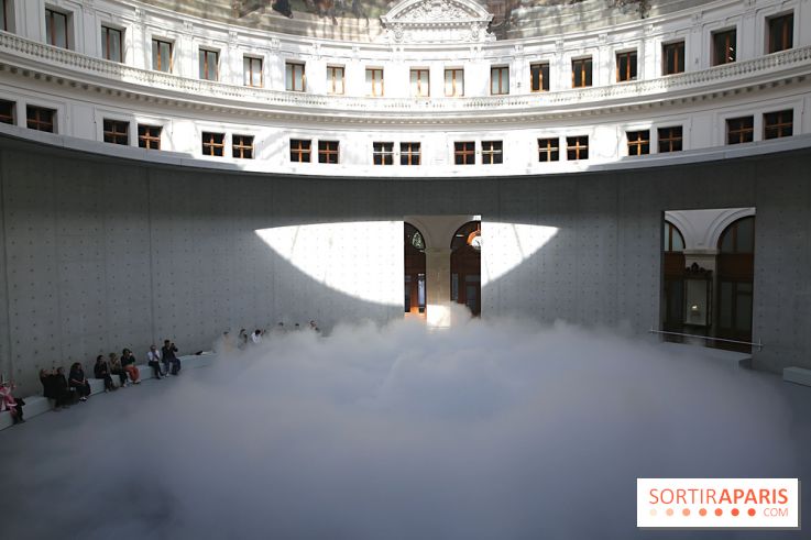 Fujiko Nakaya : nos photos de sa sculpture de brouillard à voir à la Bourse de Commerce