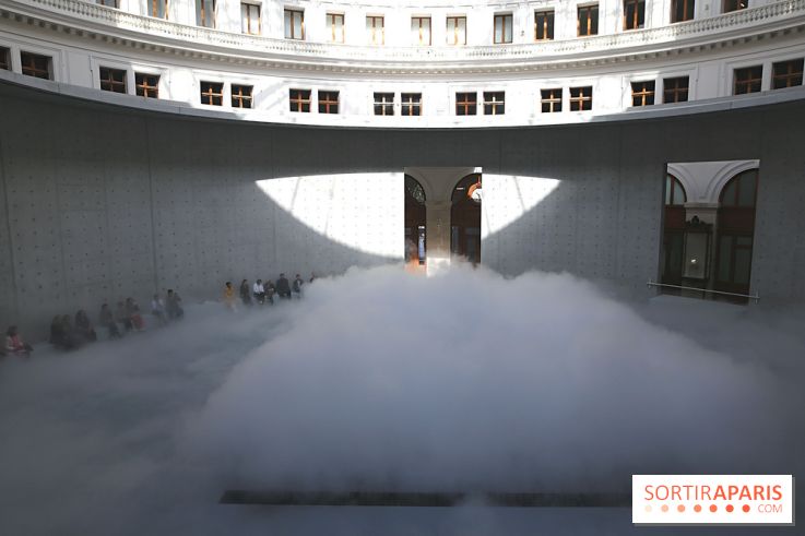 Fujiko Nakaya : nos photos de sa sculpture de brouillard à voir à la Bourse de Commerce