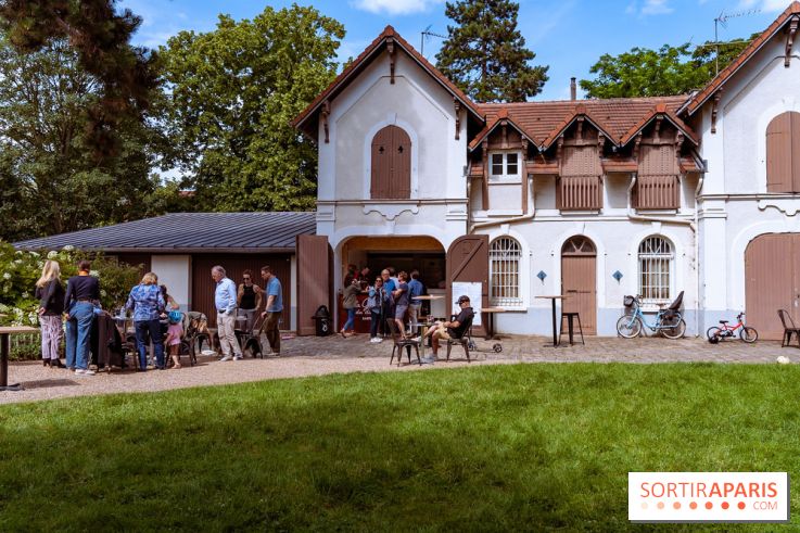 Guinguette du dispensaire et Foodtruck des Écuries au parc du Dispensaire de Sartrouville dans les Yvelines - photos