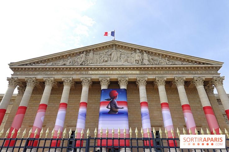 Seth habille la colonnade de l’Assemblée nationale - nos photos