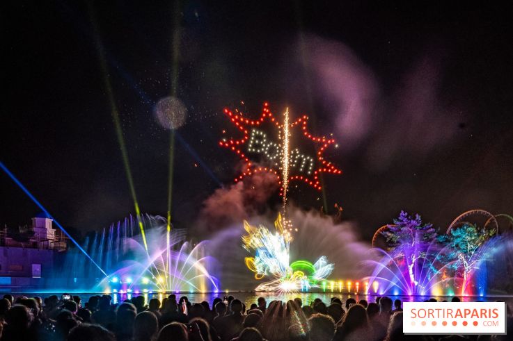 Parc Astérix : spectacle de drones, jets d'eau et feux d'artifice et nouveautés 2026, les photos - Synchro