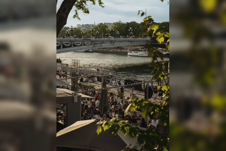 Le Flow au Pont Alexandre III : rooftop, street food et club sur la Seine - FLOW 01 05 25 @alex crk 48 (1)
