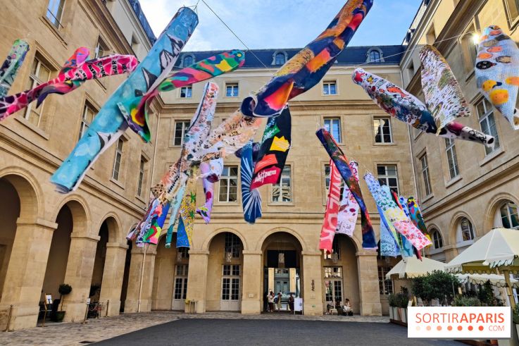 Des Genki-nobori dans le ciel de l'Hôtel de la Marine : une installation colorée à voir gratuitement