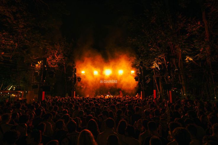La Clairière : le club open-air de Paris pour l’été 2026 - @SEBASTIENK ARTS CLAIRIERE 04525