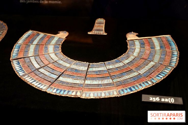 Le large collier pectoral de Toutânkhamon - Toutankhamon : son tombeau et ses trésors