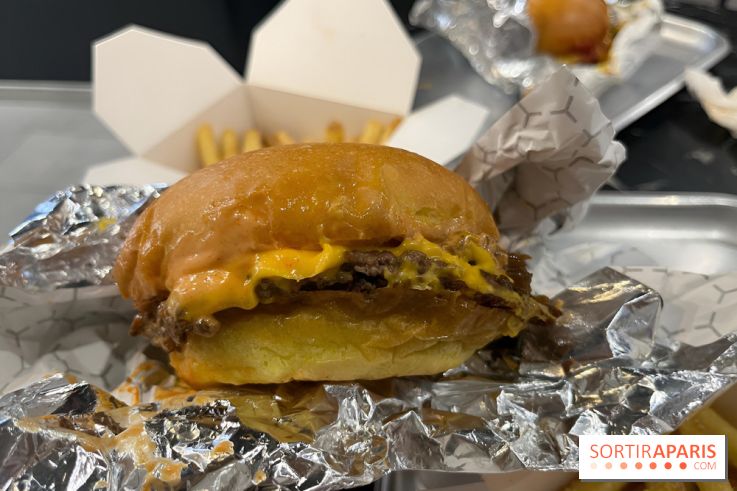 Back to Back, les burgers smashés à deux pas de Gare de l'Est