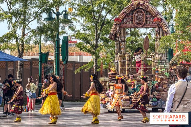 Disneyland Paris : la Cavalcade des Princesses Disney à Disney Adventure World