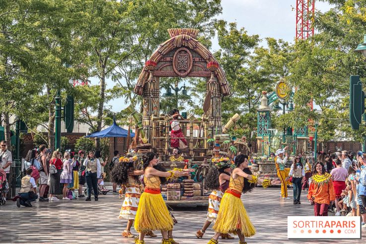 Disneyland Paris : la Cavalcade des Princesses Disney à Disney Adventure World