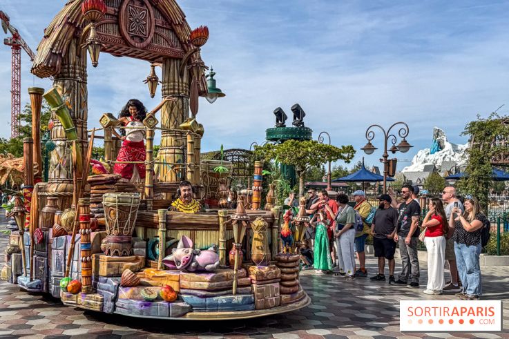 Disneyland Paris : la Cavalcade des Princesses Disney à Disney Adventure World