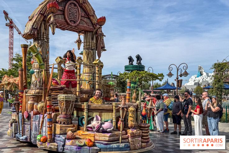 Disneyland Paris : la Cavalcade des Princesses Disney à Disney Adventure World