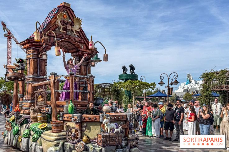 Disneyland Paris : la Cavalcade des Princesses Disney à Disney Adventure World