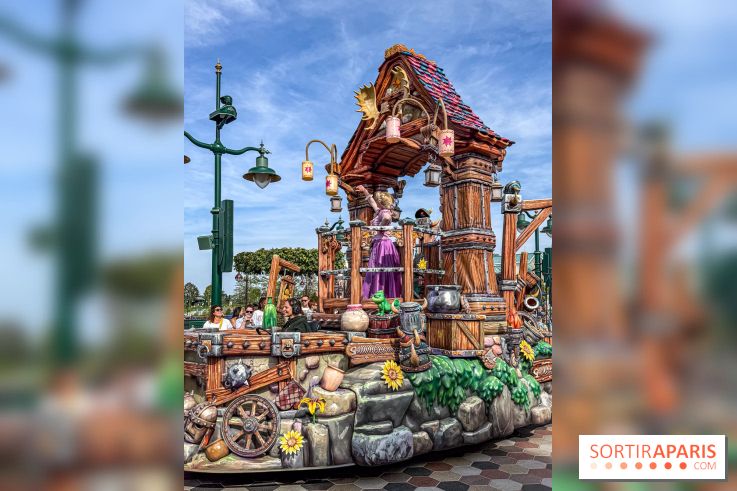 Disneyland Paris : la Cavalcade des Princesses Disney à Disney Adventure World