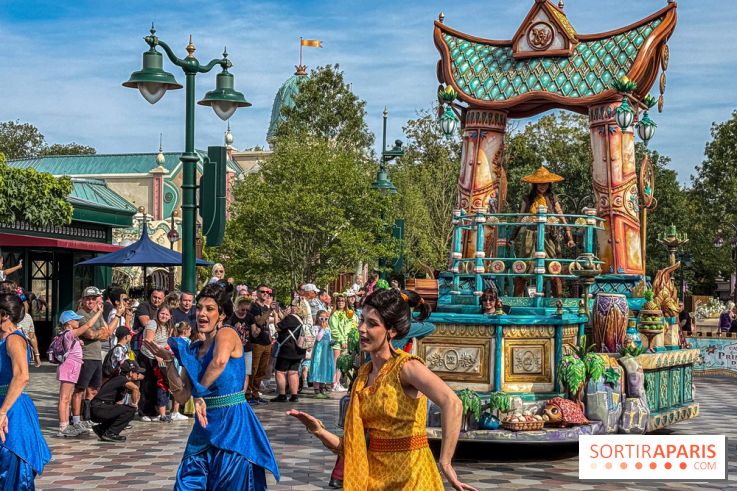 Disneyland Paris : la Cavalcade des Princesses Disney à Disney Adventure World