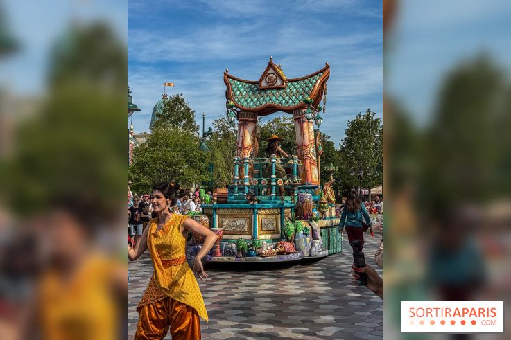 Disneyland Paris : la Cavalcade des Princesses Disney à Disney Adventure World