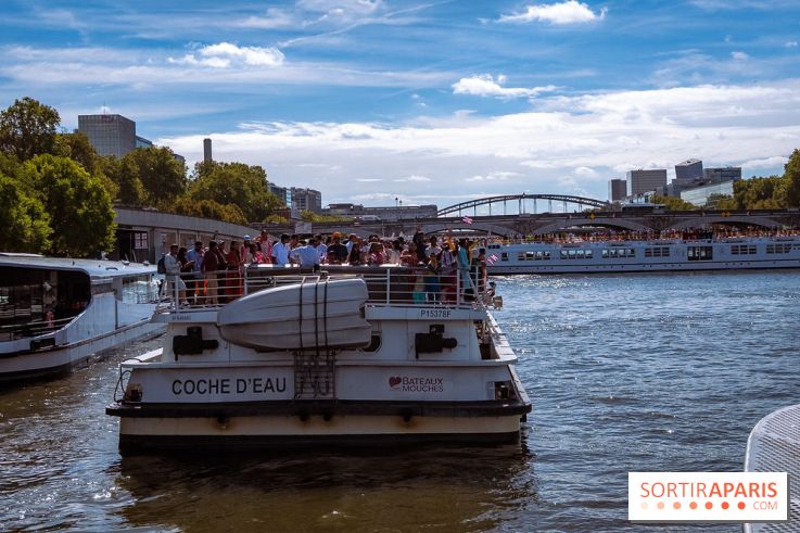Défilé flottant sur la Seine : le Jal Yatra à Paris, les photos