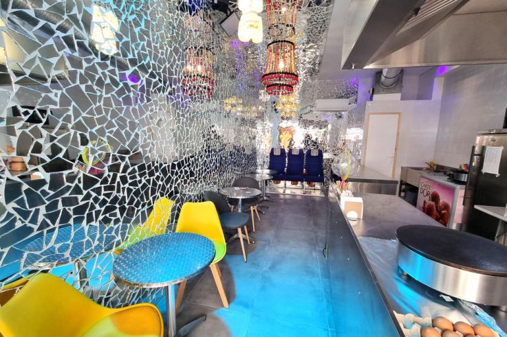 Disco Crêpes, la crêperie insolite et 100 % disco dans le Marais à Paris