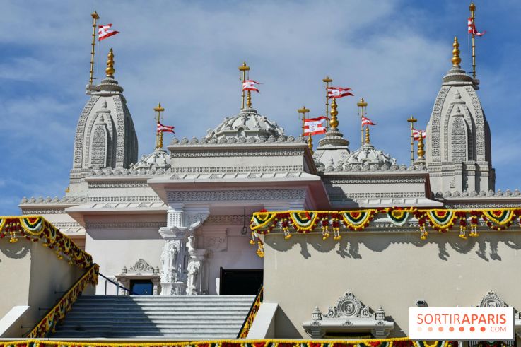 EN IMAGES : le premier mandir hindou traditionnel d'Île-de-France - Fotor
