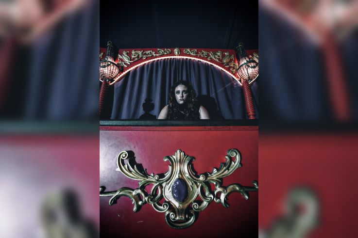 VIBRATION : un spectacle immersif entre danse et cirque au Cirque Théâtre Bormann à Paris