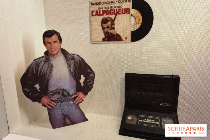 Belmondo le magnifique : l'icône du cinéma français au cœur d'une exposition à la Cinémathèque