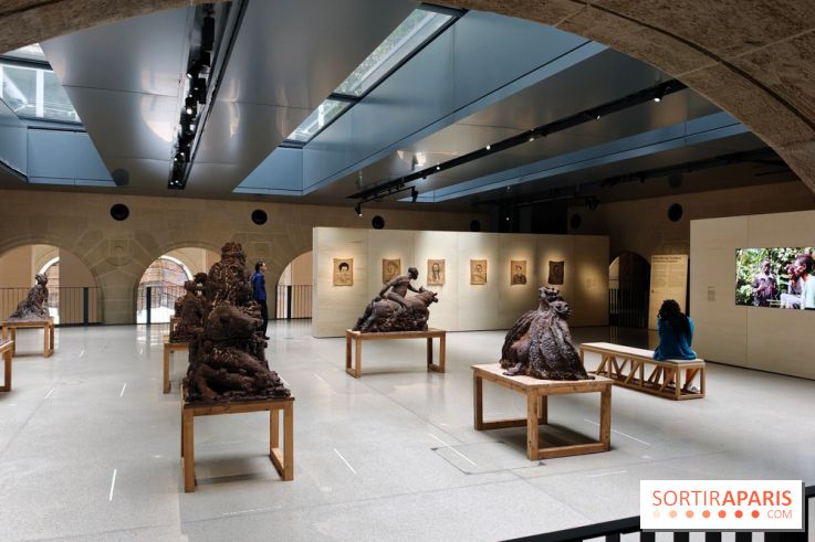 Le Temps des récoltes : Ibrahim Mahama et les artistes ghanéens transforment la Fondation Cartier