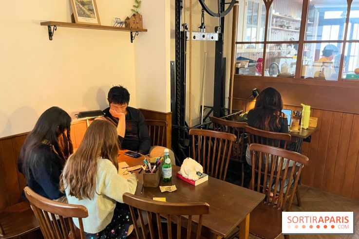 Geurimi, le café très cosy dans le Marais pour se poser et dessiner