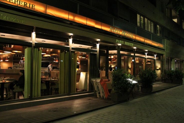Paris Breizh, Devanture Nuit.