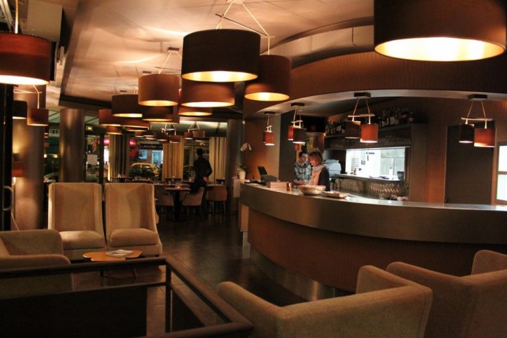 Paris Breizh, Intérieur.