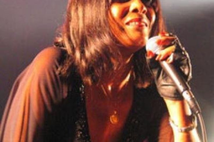 GWEN MCCRAE