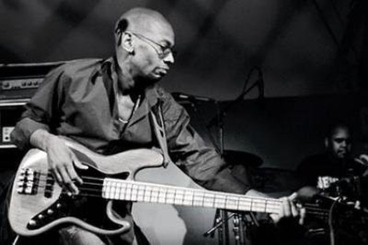 REGGIE WASHINGTON feat. RAVI COLTRANE & GENE LAKE (20h)
