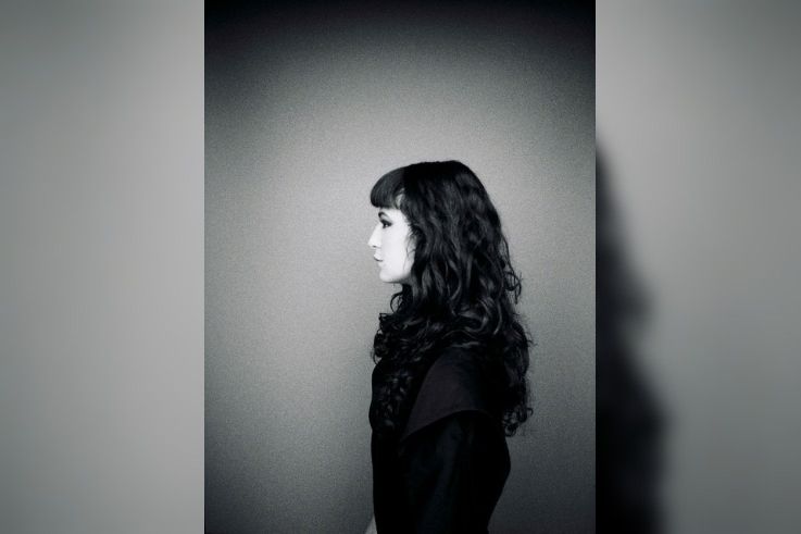 Lail Arad, Divan du Monde, Les Femmes s'en mèlent