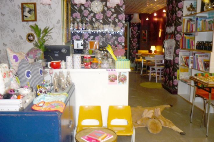 les pékelets, salon de thé familial à paris