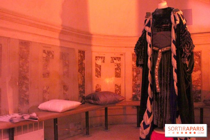 Peris By les Ambassadeurs