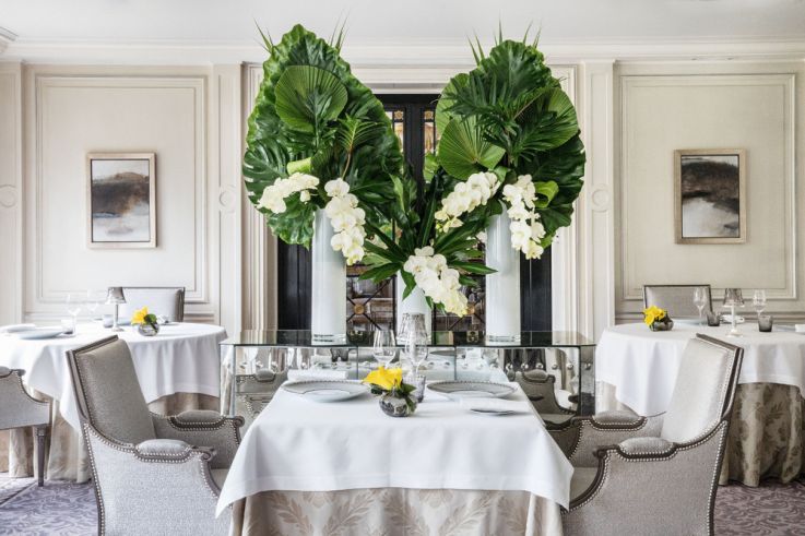 Menu "Truffe noire" au restaurant 2 étoiles Les Abeilles, Shangri La Hotel