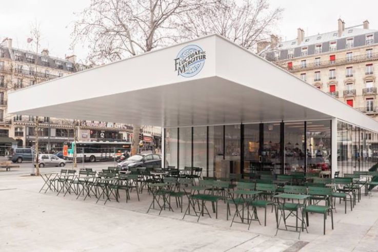 Fluctuat Nec Mergitur